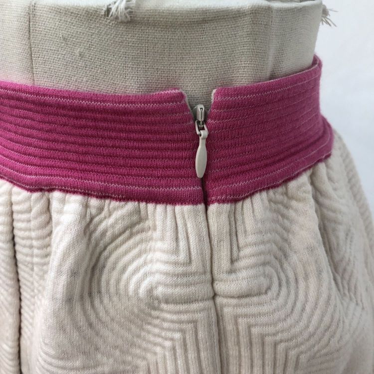 Chanel Chanel Textured Pattern Mini Skirt Size 38 Size 27" / US 4 / IT 40 - 7 Thumbnail