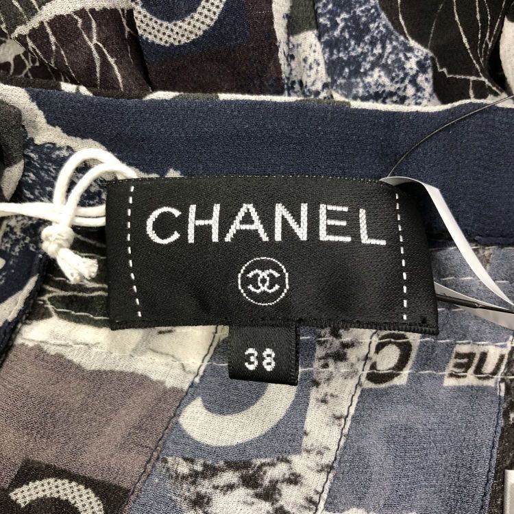 Chanel Chanel Graphic Logo Print Skirt Size 38 Size 27" / US 4 / IT 40 - 3 Thumbnail