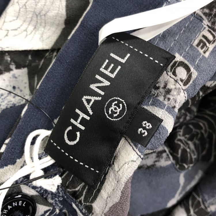 Chanel Chanel Graphic Logo Print Skirt Size 38 Size 27" / US 4 / IT 40 - 5 Thumbnail