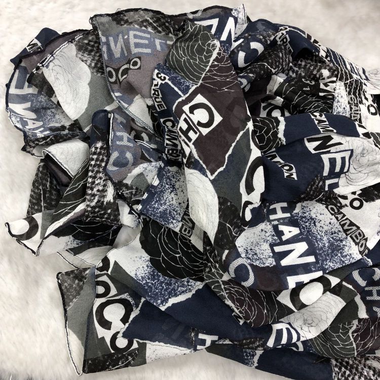 Chanel Chanel Graphic Logo Print Skirt Size 38 Size 27" / US 4 / IT 40 - 8 Thumbnail