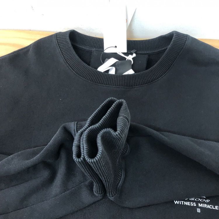 Givenchy Givenchy Witness Miracles Sweatshirt XS Size US XS / EU 42 / 0 - 12 Thumbnail
