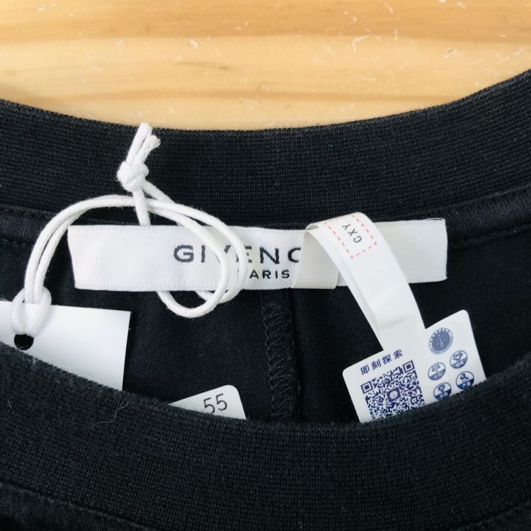 Givenchy Givenchy Graphic Print T-Shirt Size S Size US S / EU 44-46 / 1 - 4 Thumbnail
