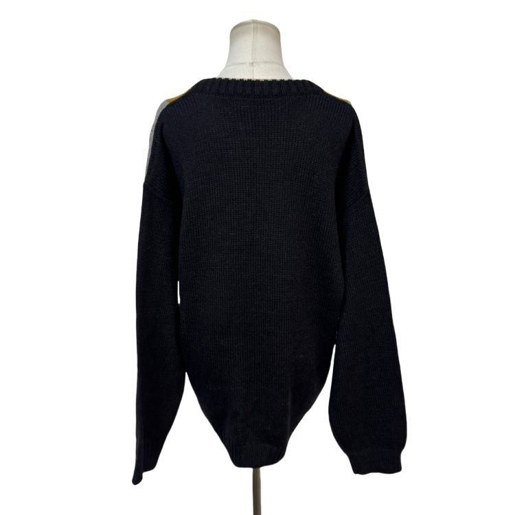 Givenchy Givenchy Gentleman Leather Applique Sweater Size M Size US M / EU 48-50 / 2 - 2 Thumbnail