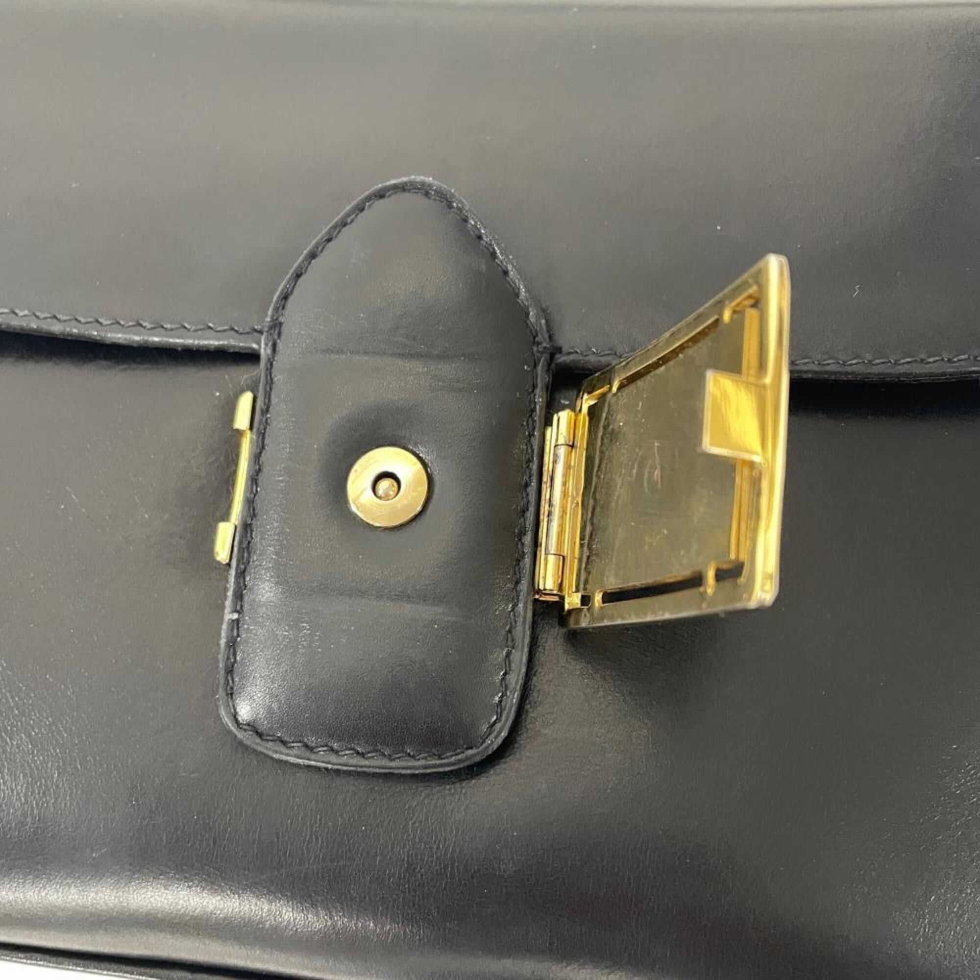 Celine Celine Carriage Hardware Shoulder Bag Leather Black Size ONE SIZE - 4 Thumbnail