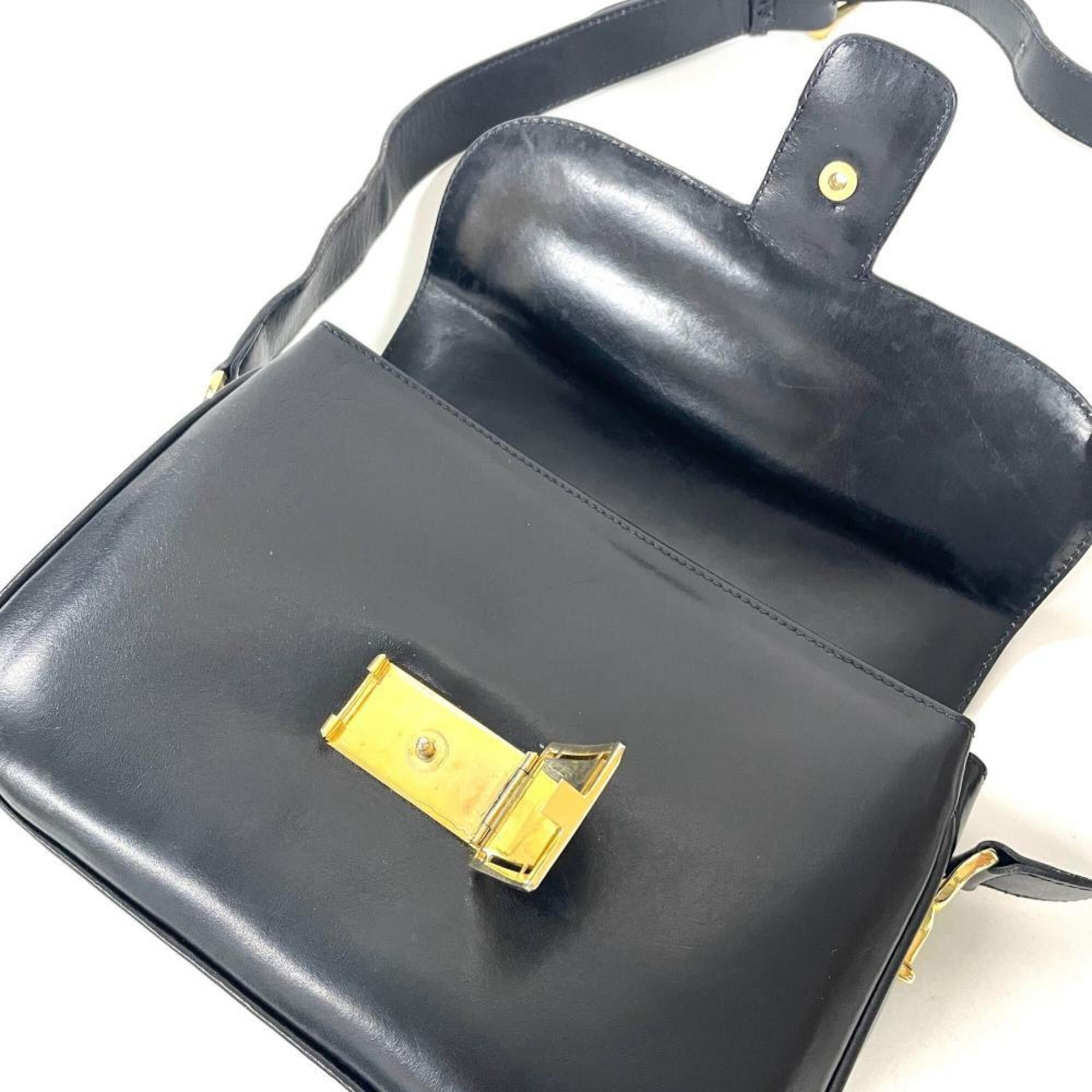 Celine Celine Carriage Hardware Shoulder Bag Leather Black Size ONE SIZE - 5 Thumbnail