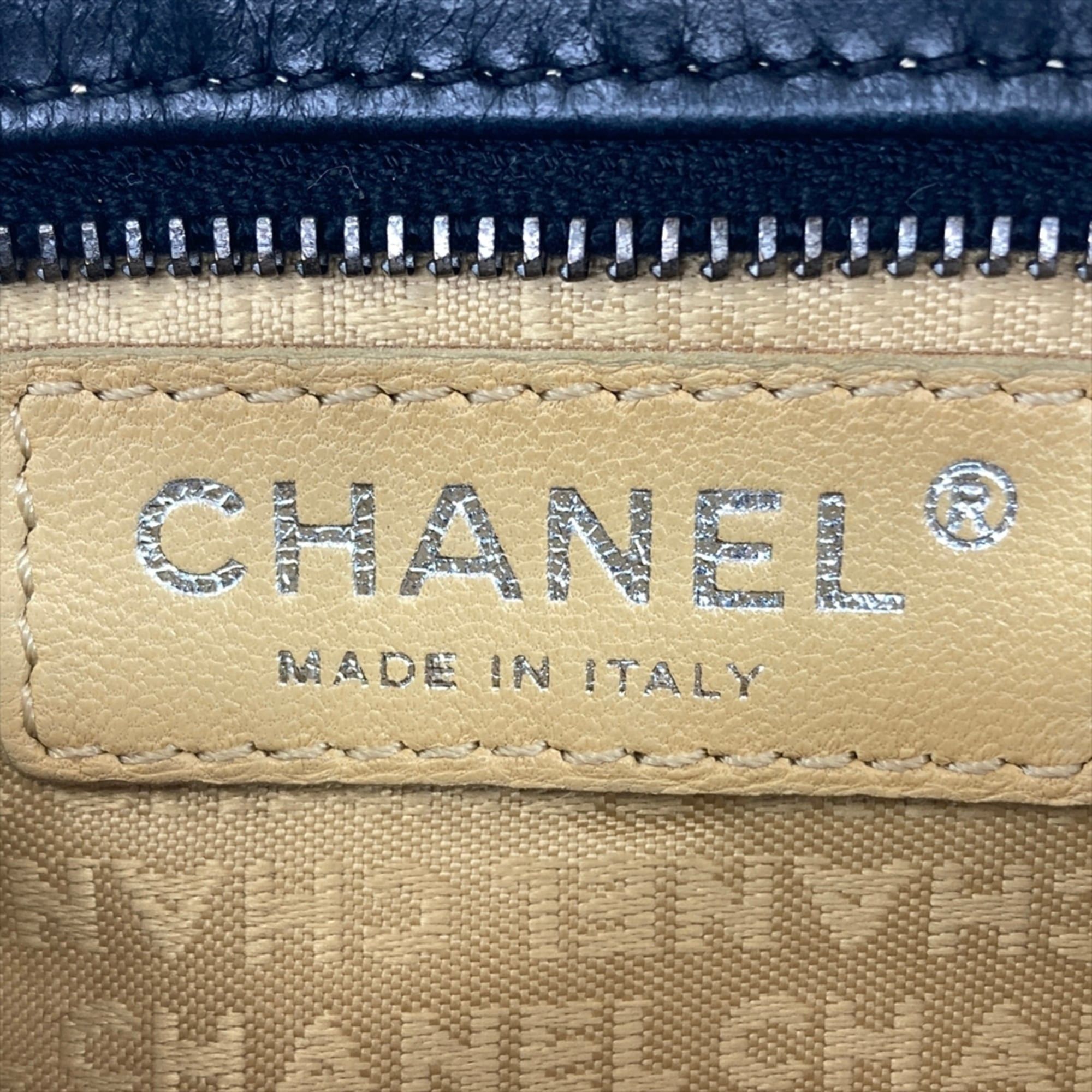 Chanel Chanel Chain Shoulder Bag, Black Size ONE SIZE - 6 Thumbnail