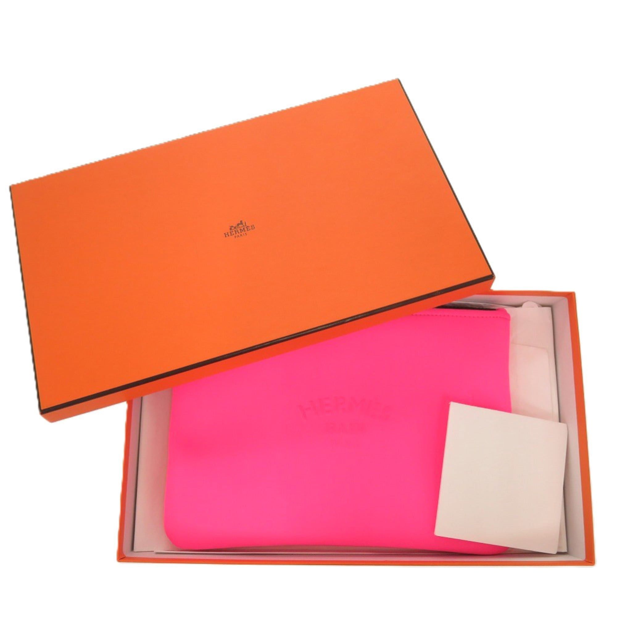 Hermes Excellent condition Hermes NeoBain MM nylon/polyurethane handbag/pouch in bubblegum pink 0575HERMES Size ONE SIZE - 2 Thumbnail