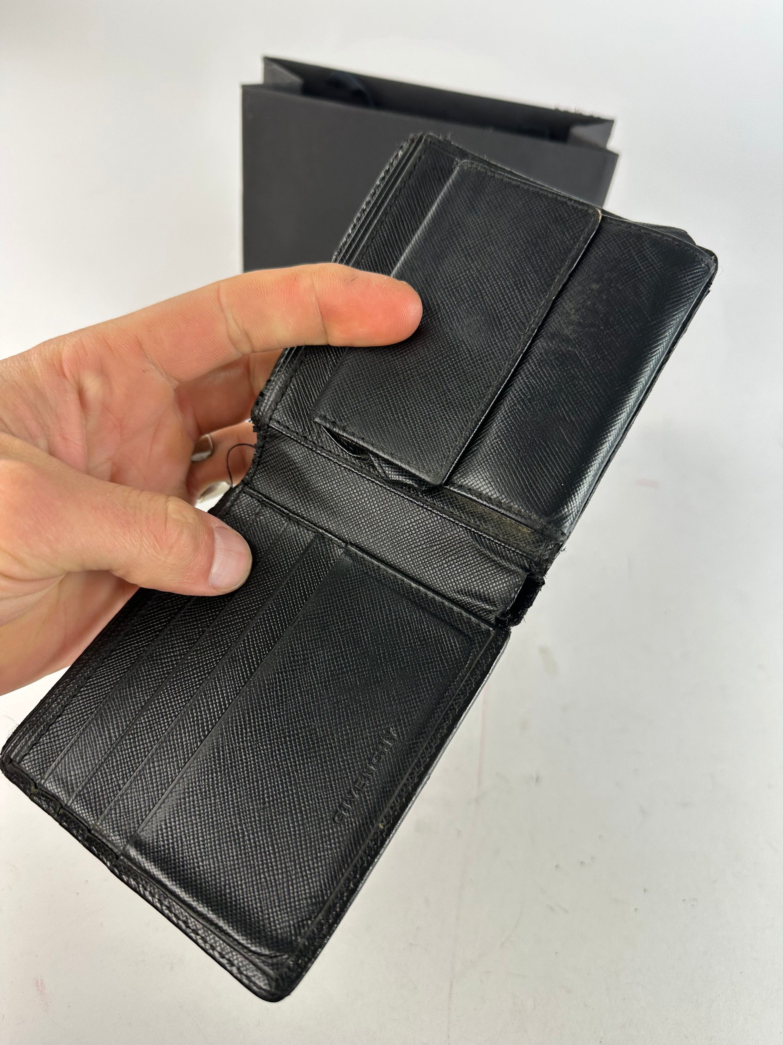 Givenchy Vintage Saffiano Leather Bifold Wallet Black Size ONE SIZE - 4 Thumbnail