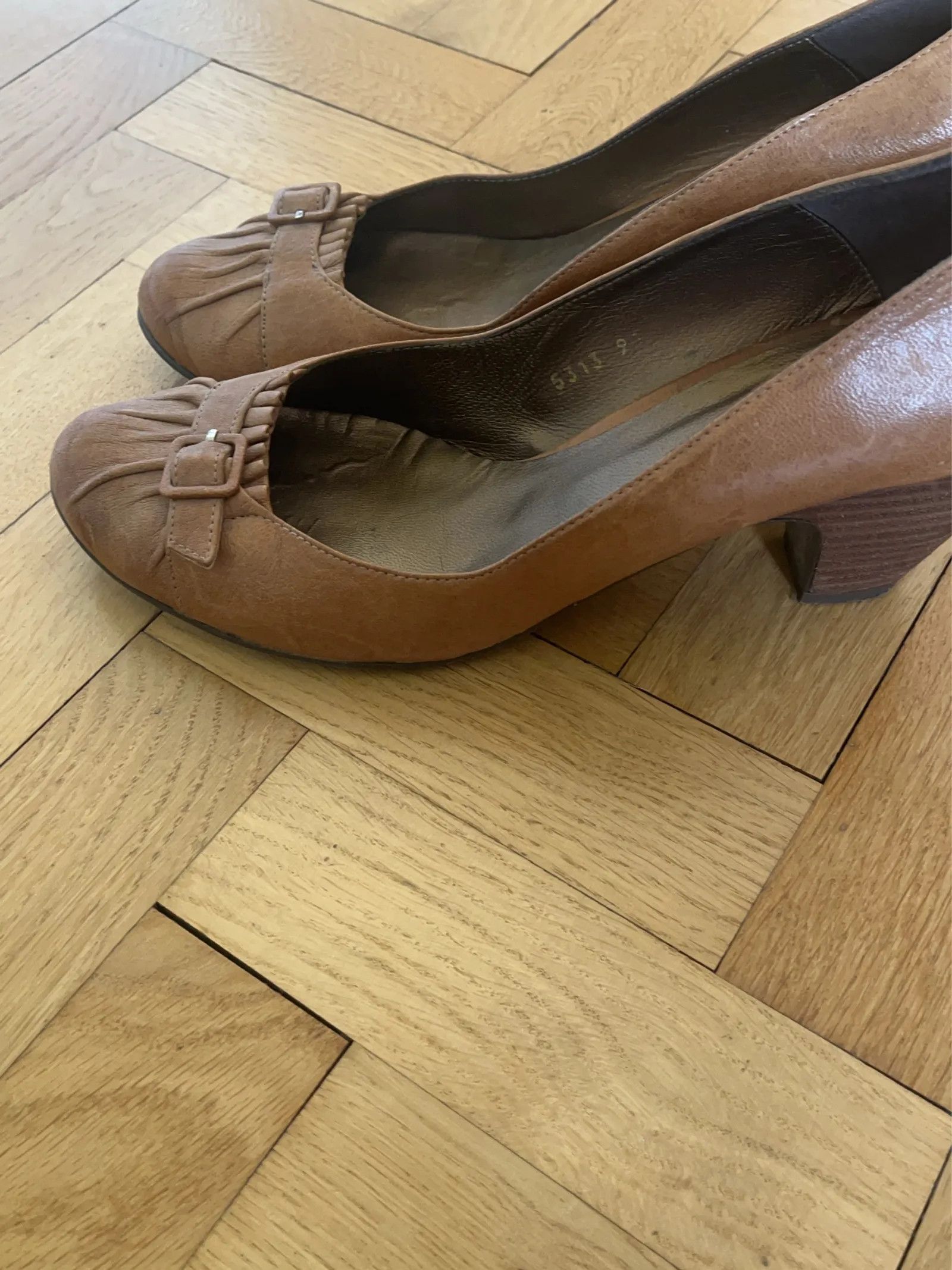 Billi Bi Billi Bi Heels Size US 11 / IT 41 - 2 Thumbnail