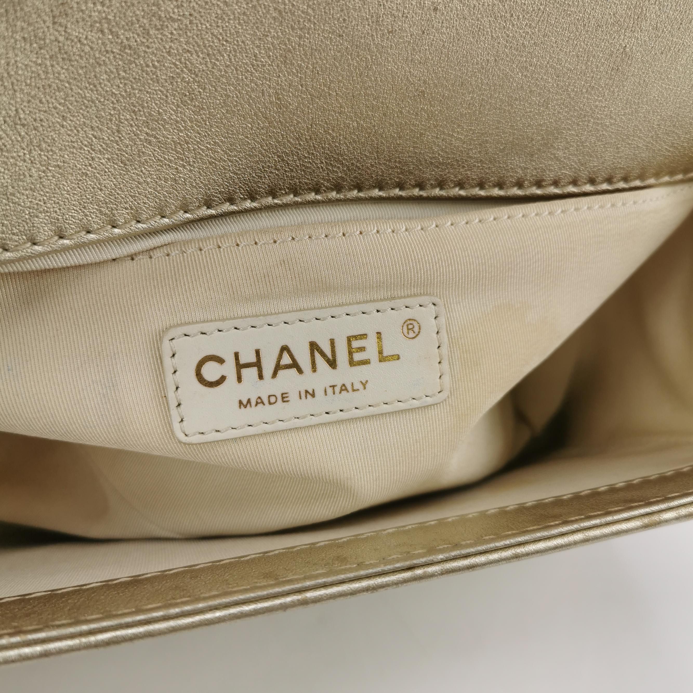 Chanel Chanel Women os Shoulder Bags Size ONE SIZE - 8 Thumbnail
