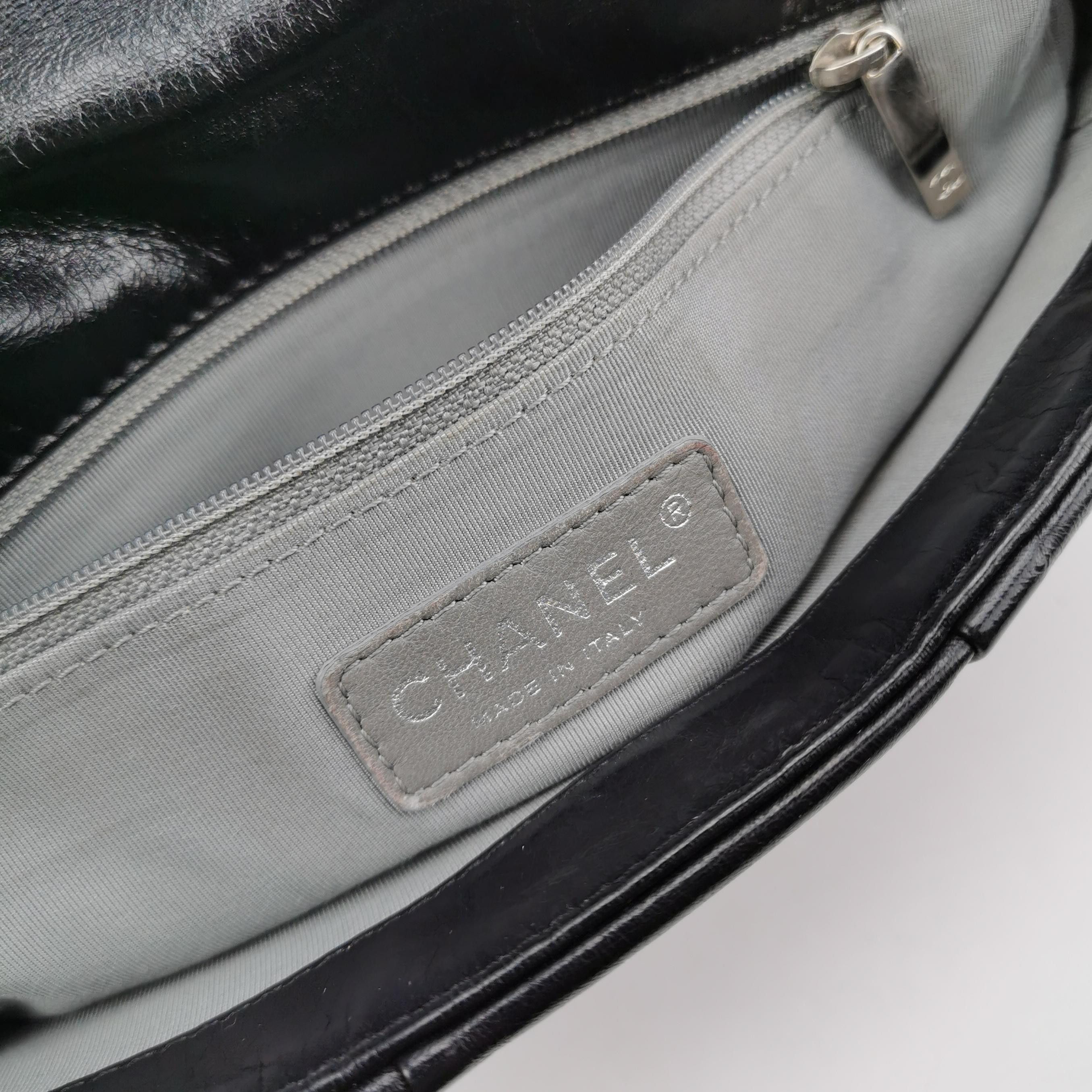Chanel Chanel Women os Shoulder Bags Size ONE SIZE - 8 Thumbnail