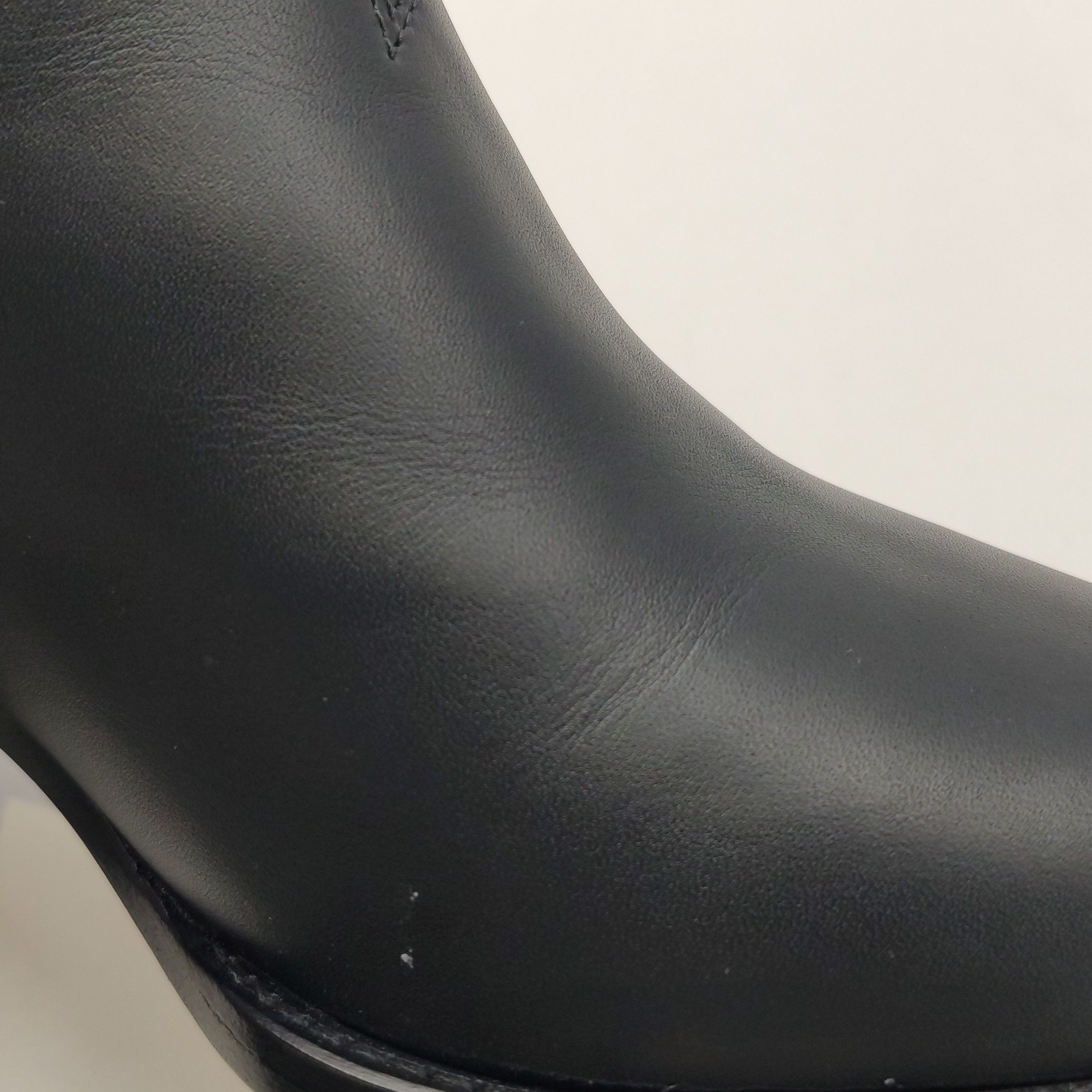 Dior Dior Women 8-5 Boots Size US 8.5 / IT 38.5 - 15 Thumbnail