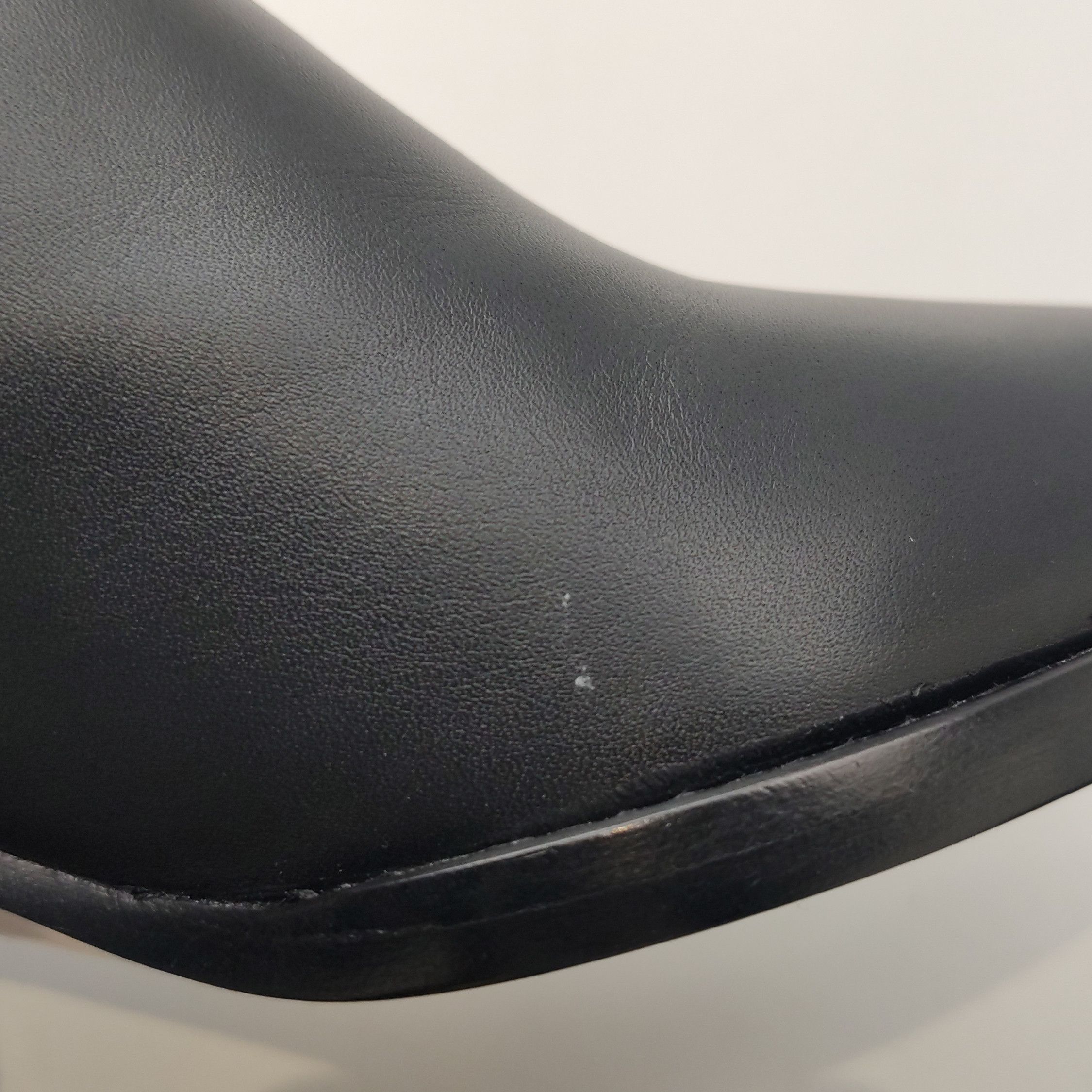 Dior Dior Women 8-5 Boots Size US 8.5 / IT 38.5 - 8 Thumbnail