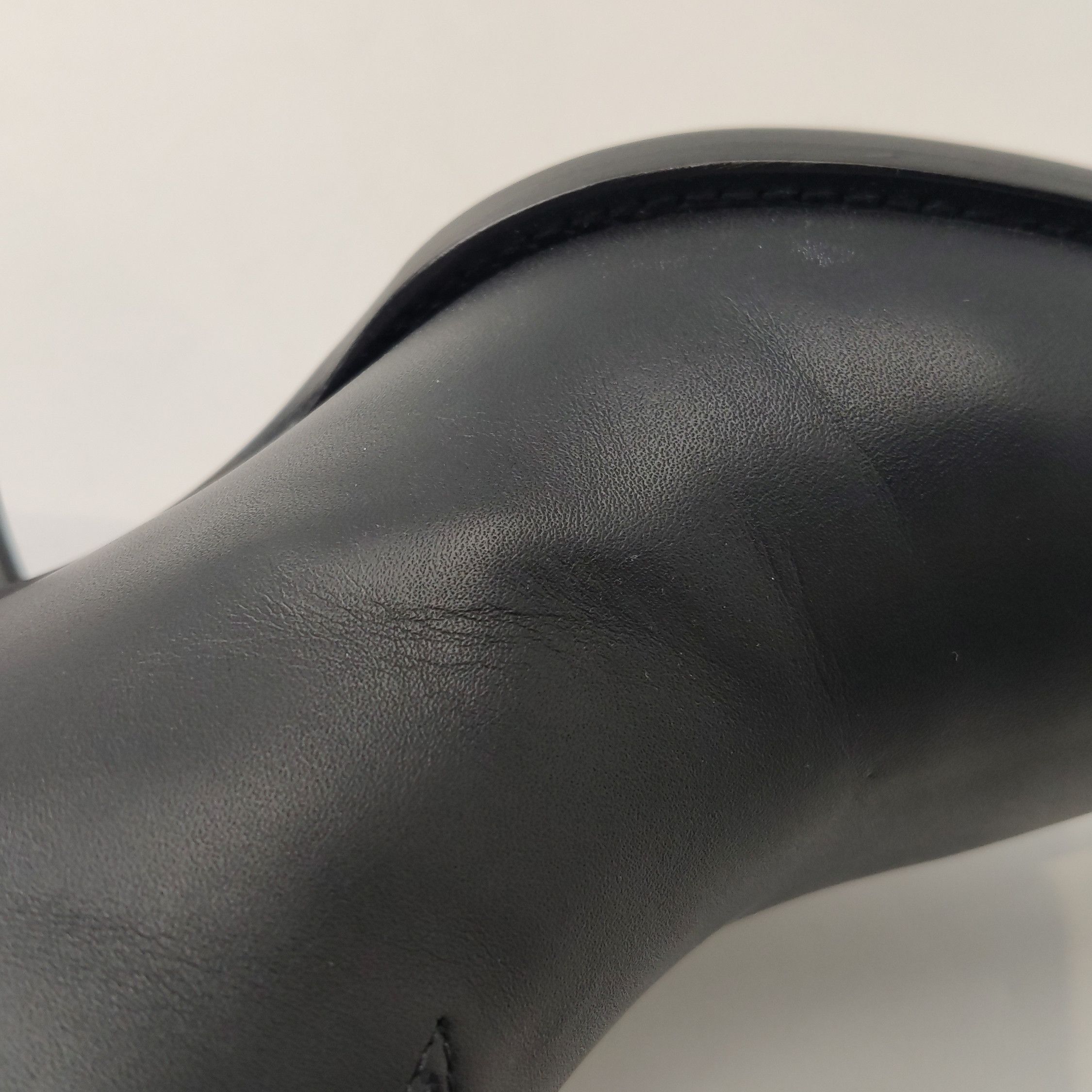 Dior Dior Women 8-5 Boots Size US 8.5 / IT 38.5 - 16 Thumbnail