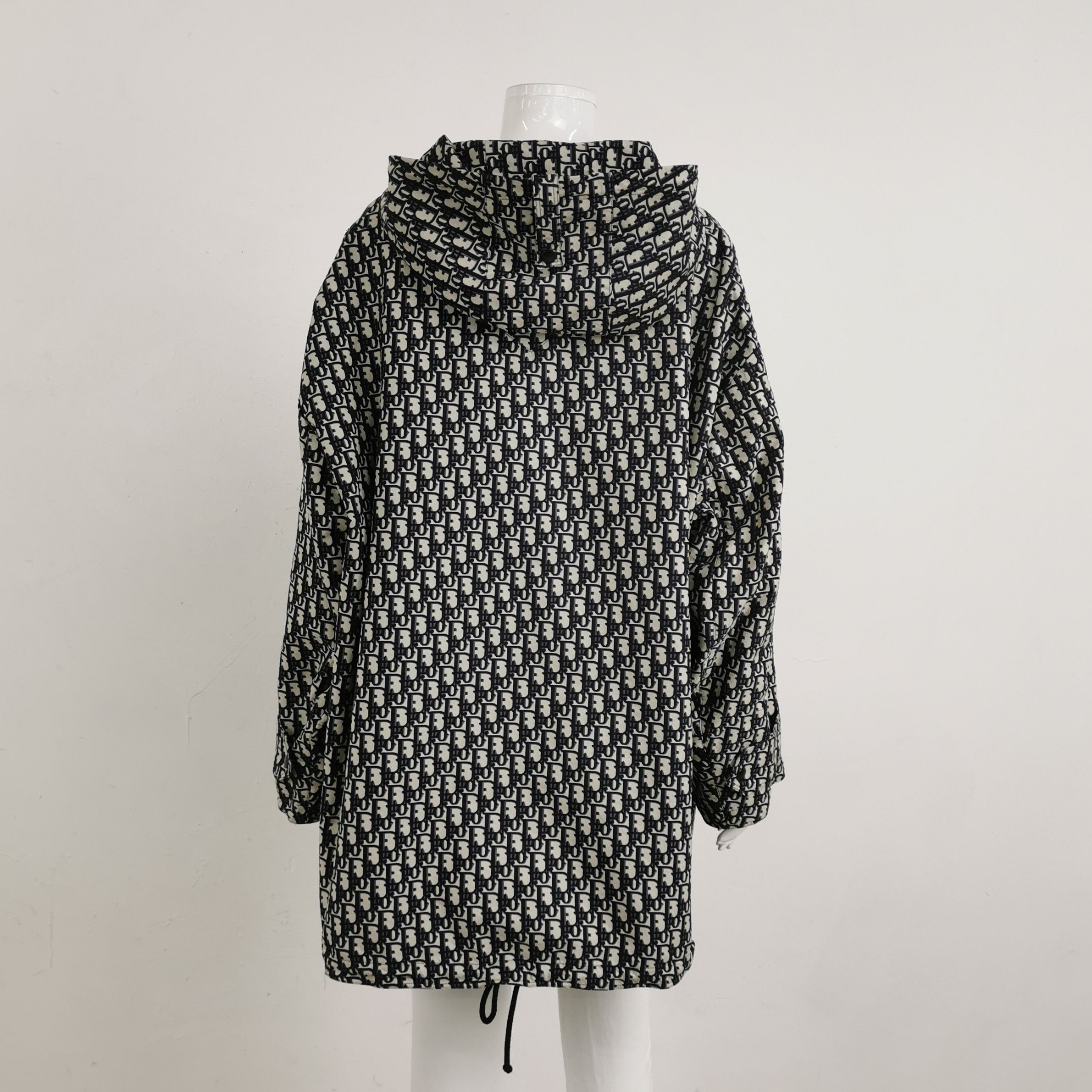 Dior Dior Women xs Short Sleeve Shirts Size XS / US 0-2 / IT 36-38 - 2 Thumbnail