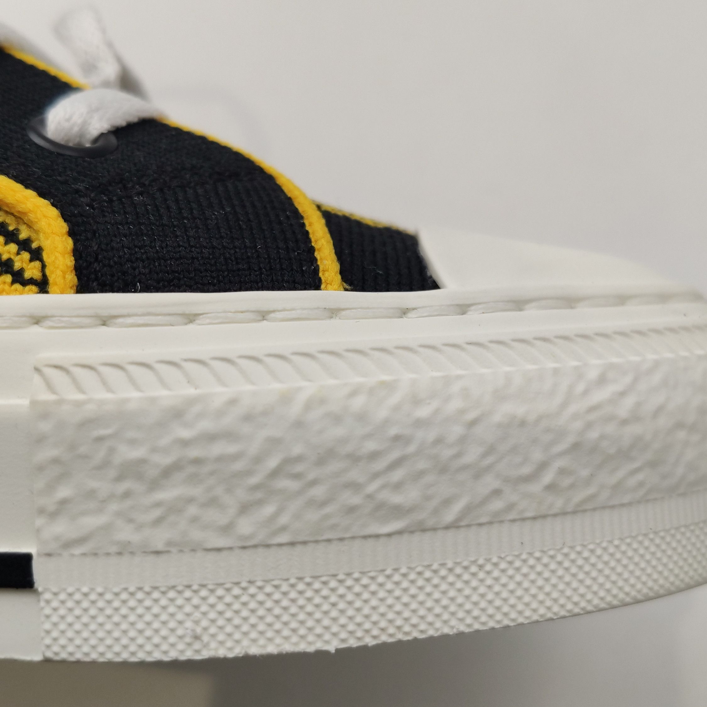 Dior Dior Women 7-5 Lowtop Sneakers Size US 7.5 / IT 37.5 - 10 Thumbnail