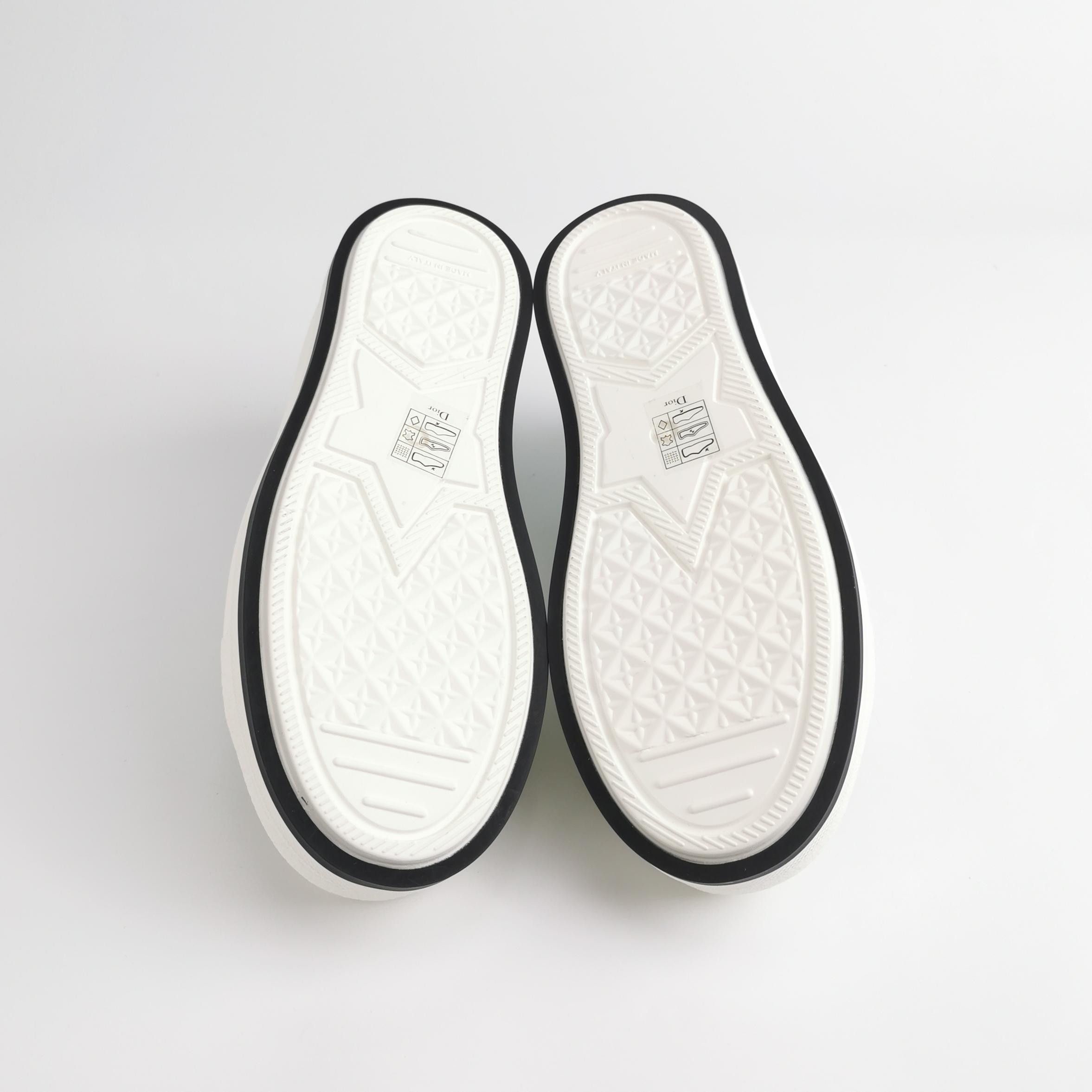 Dior Dior Women 5 Lowtop Sneakers Size US 5 / IT 35 - 5 Thumbnail