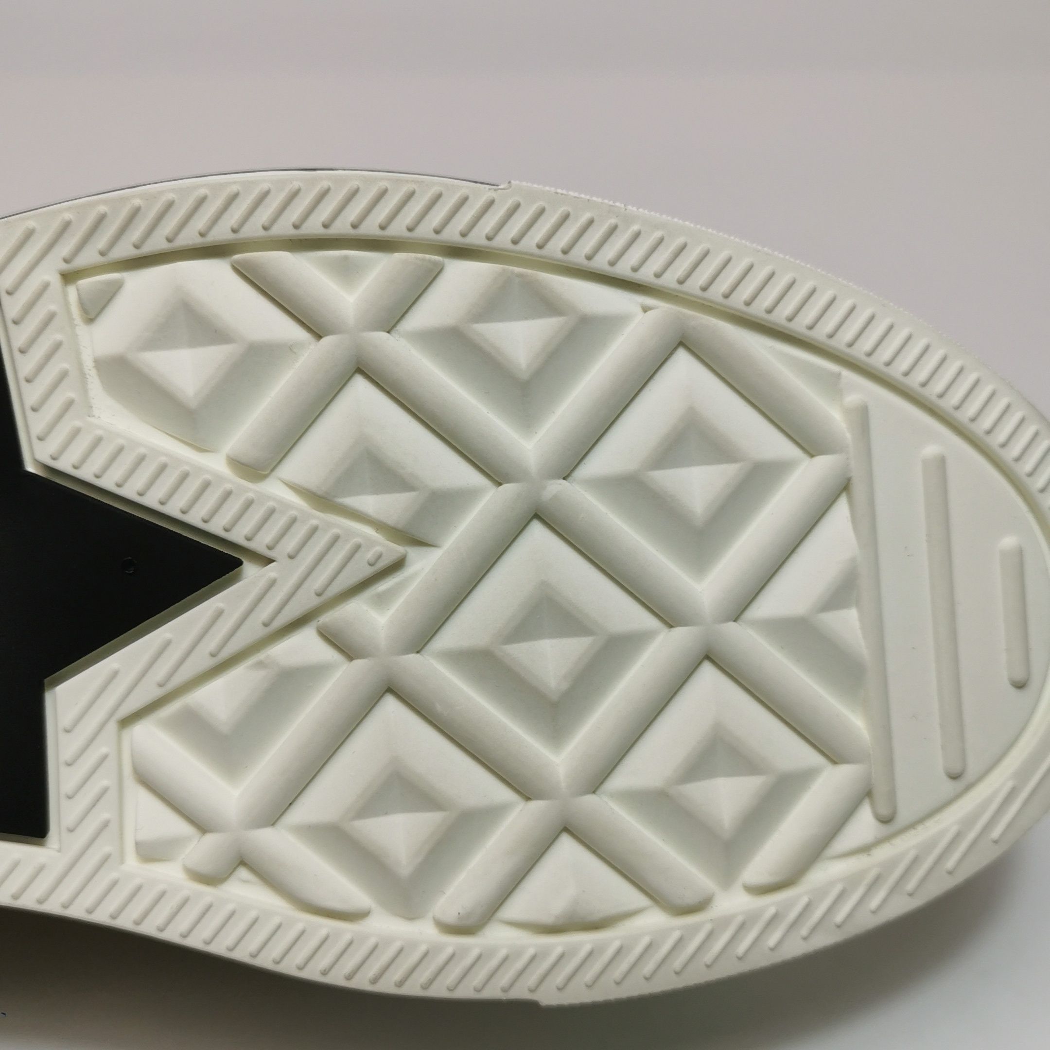 Dior Dior Women 8 Lowtop Sneakers Size US 8 / IT 38 - 9 Thumbnail