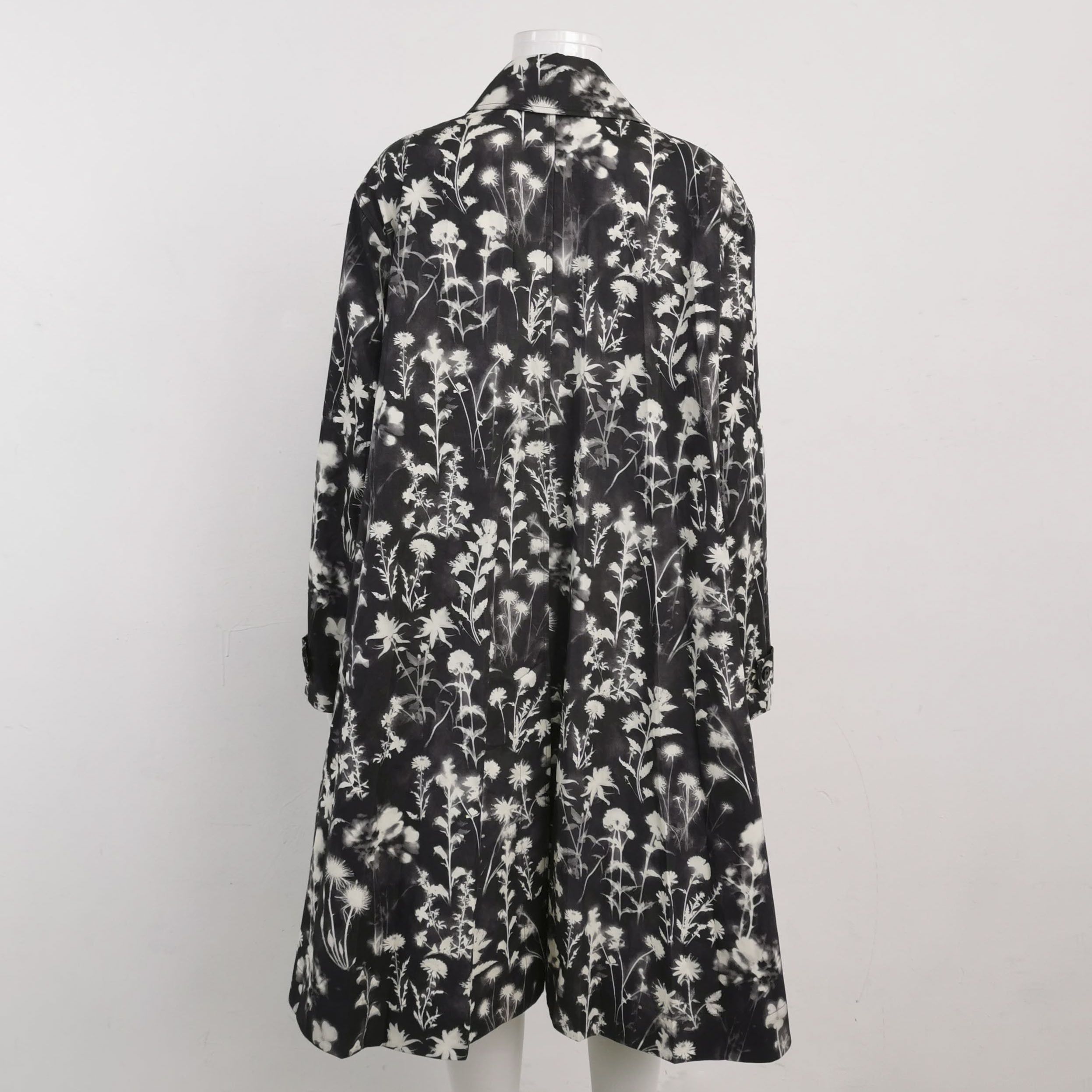 Dior Dior Women s Coats Size S / US 4 / IT 40 - 2 Thumbnail
