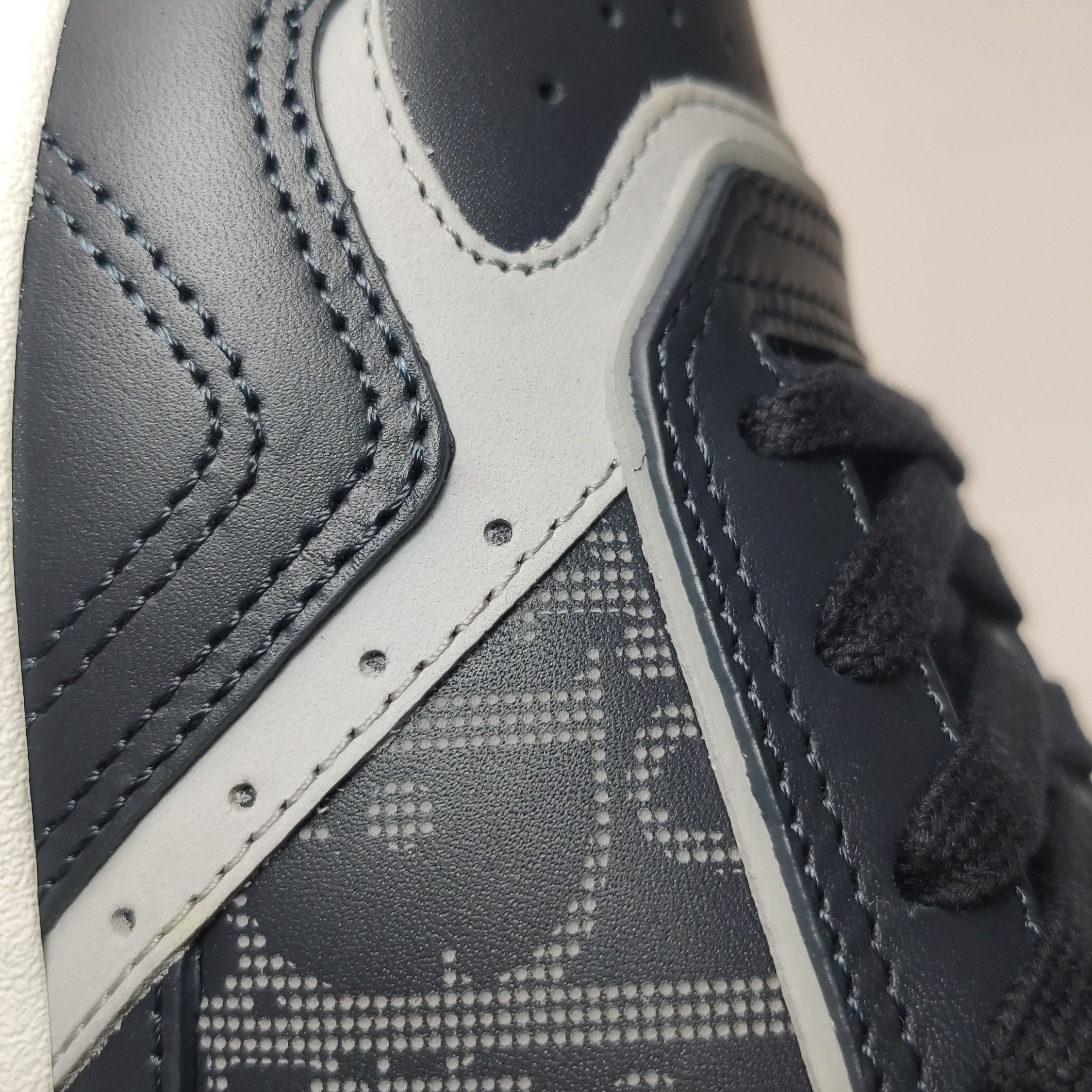 Dior Dior Women 7 Lowtop Sneakers Size US 7 / IT 37 - 7 Thumbnail