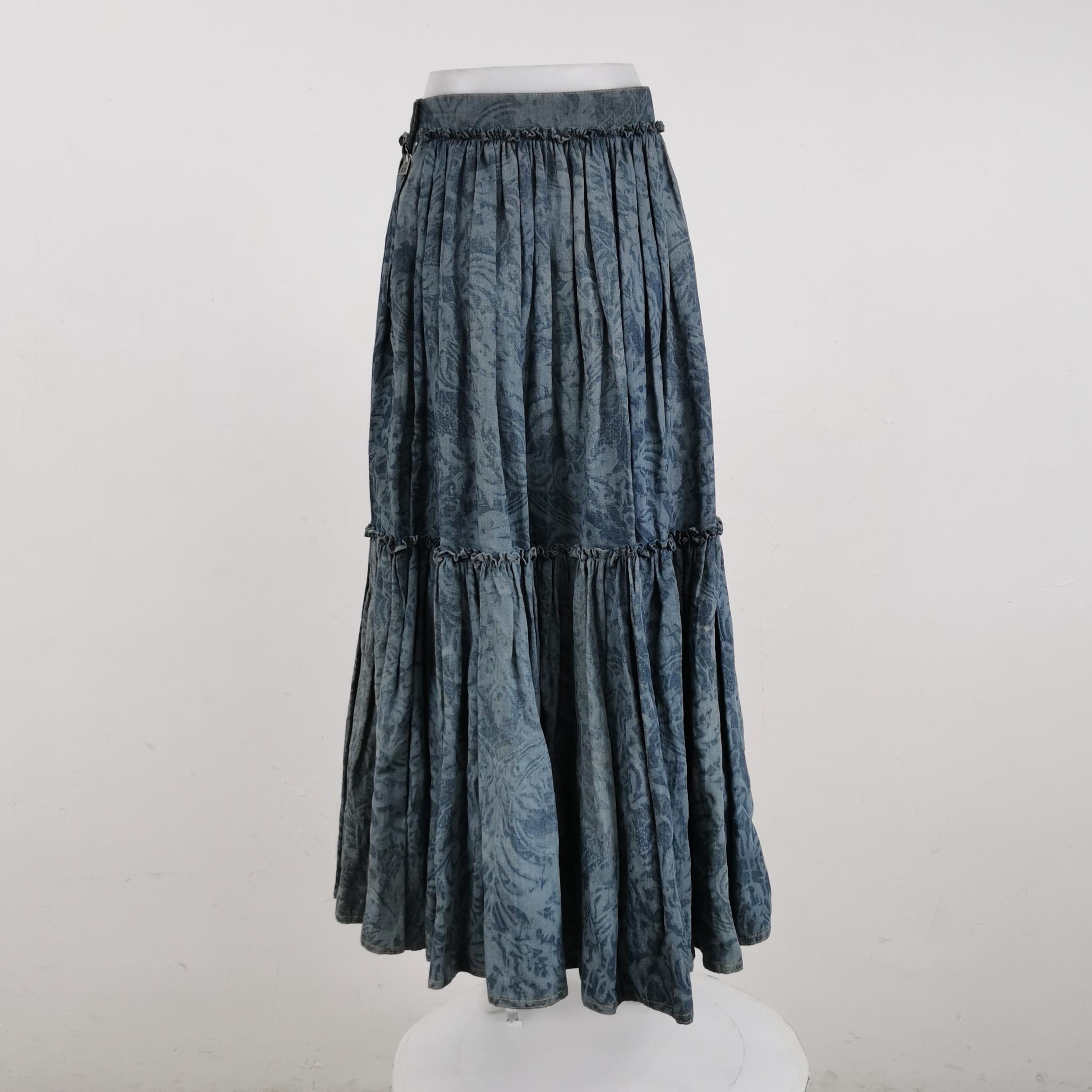 Dior Dior Women 28 Midi Skirts Size 28" / US 6 / IT 42 - 2 Thumbnail