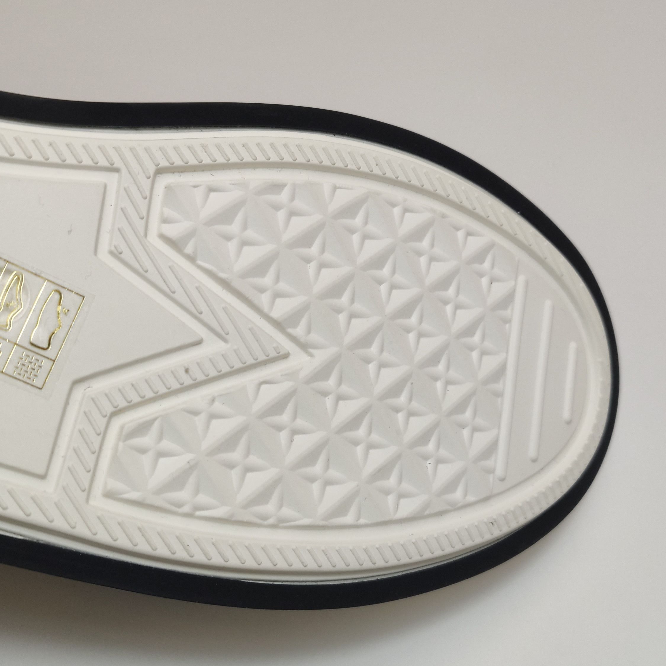 Dior Dior Women 7-5 Lowtop Sneakers Size US 7.5 / IT 37.5 - 9 Thumbnail