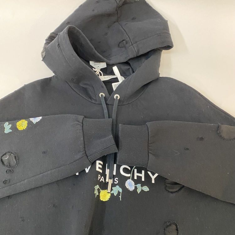 Givenchy Givenchy Floral Distressed Hoodie Size S Size US S / EU 44-46 / 1 - 9 Thumbnail