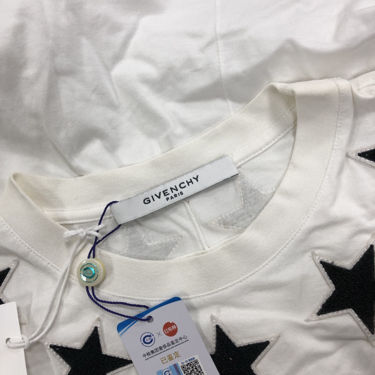 Givenchy Givenchy Star Patch T-Shirt Size XS Size US XS / EU 42 / 0 - 5 Thumbnail