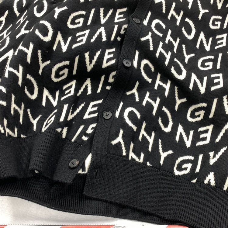 Givenchy Givenchy All-Over Logo Cardigan Size XL Size US XL / EU 56 / 4 - 6 Thumbnail