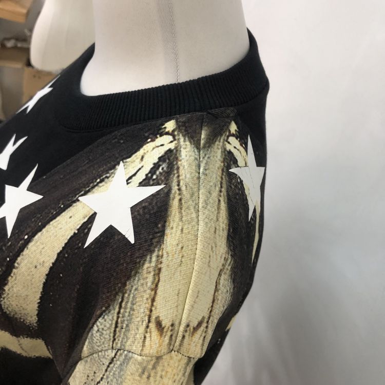 Givenchy Givenchy Butterfly Star Crewneck Sweatshirt Size S Size US S / EU 44-46 / 1 - 6 Thumbnail