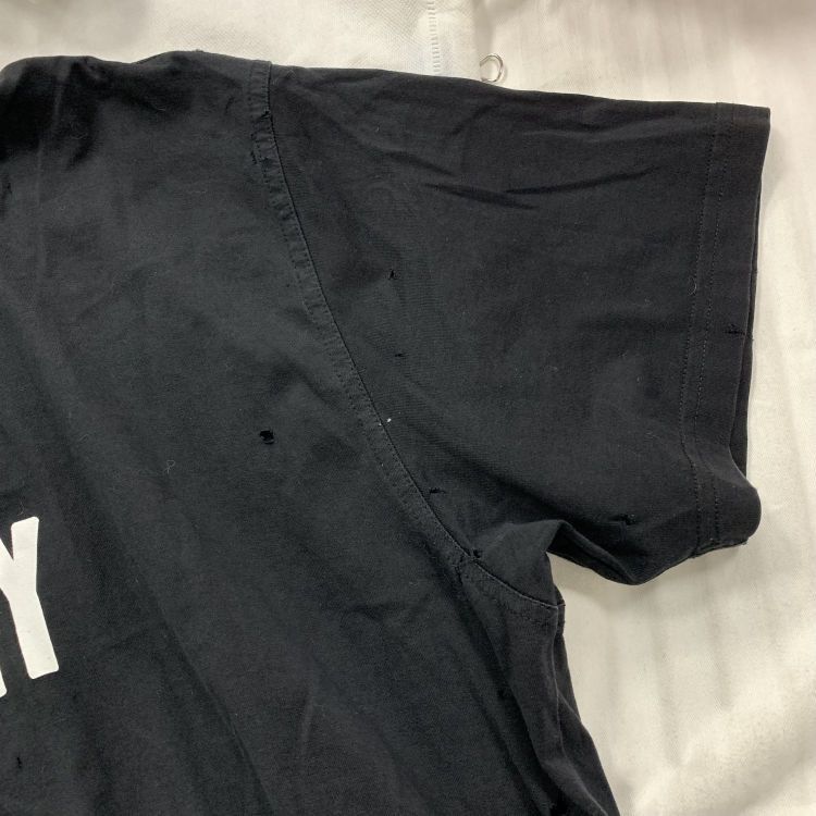 Givenchy Givenchy Distressed Logo T-Shirt US XL Size US XL / EU 56 / 4 - 9 Thumbnail