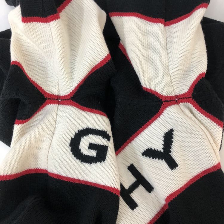 Givenchy Givenchy Logo Colorblock Sweater Size XXL Size US XXL / EU 58 / 5 - 11 Thumbnail