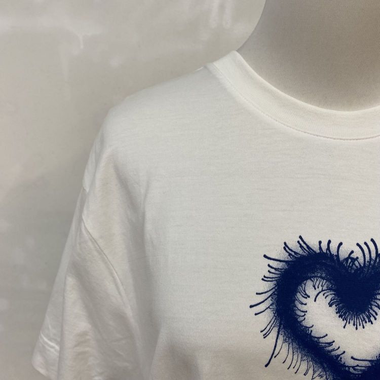 Givenchy Givenchy Heart Graphic T-Shirt Size XXS Size US XXS / EU 40 - 7 Thumbnail