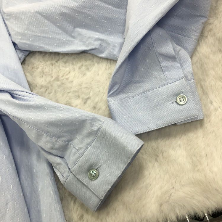 Dior Dior Bee Embroidery Button Up Shirt Size M Size US M / EU 48-50 / 2 - 7 Thumbnail