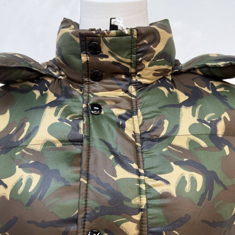 Celine Celine Camouflage Puffer Vest Size S Size US S / EU 44-46 / 1 - 6 Thumbnail
