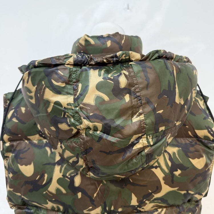Celine Celine Camouflage Puffer Vest Size S Size US S / EU 44-46 / 1 - 10 Thumbnail