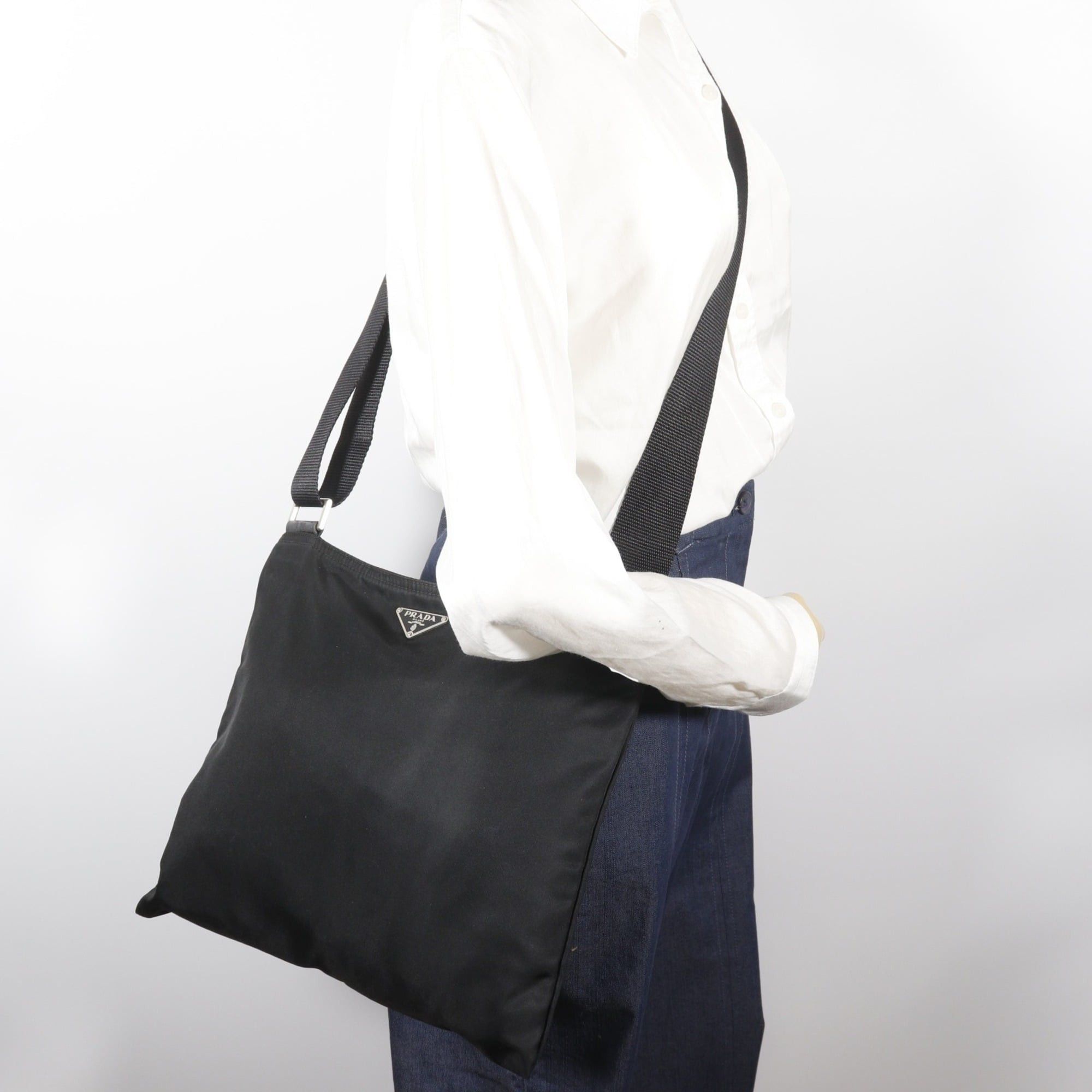 Prada Prada shoulder bag, nylon, black, A5 size, women's. Size ONE SIZE - 15 Thumbnail