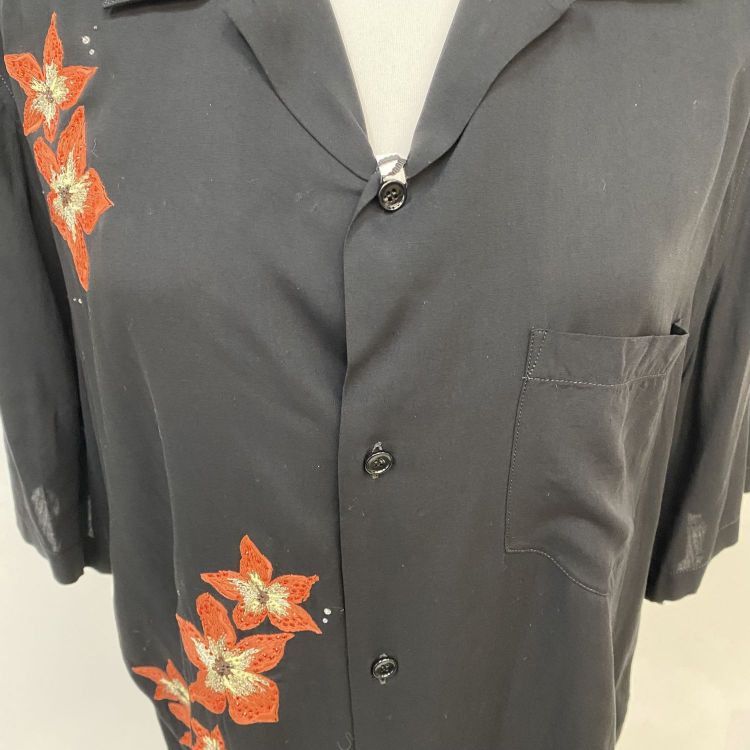 Celine Celine Floral Embroidery Short Sleeve Shirt Size 39 Size US M / EU 48-50 / 2 - 7 Thumbnail