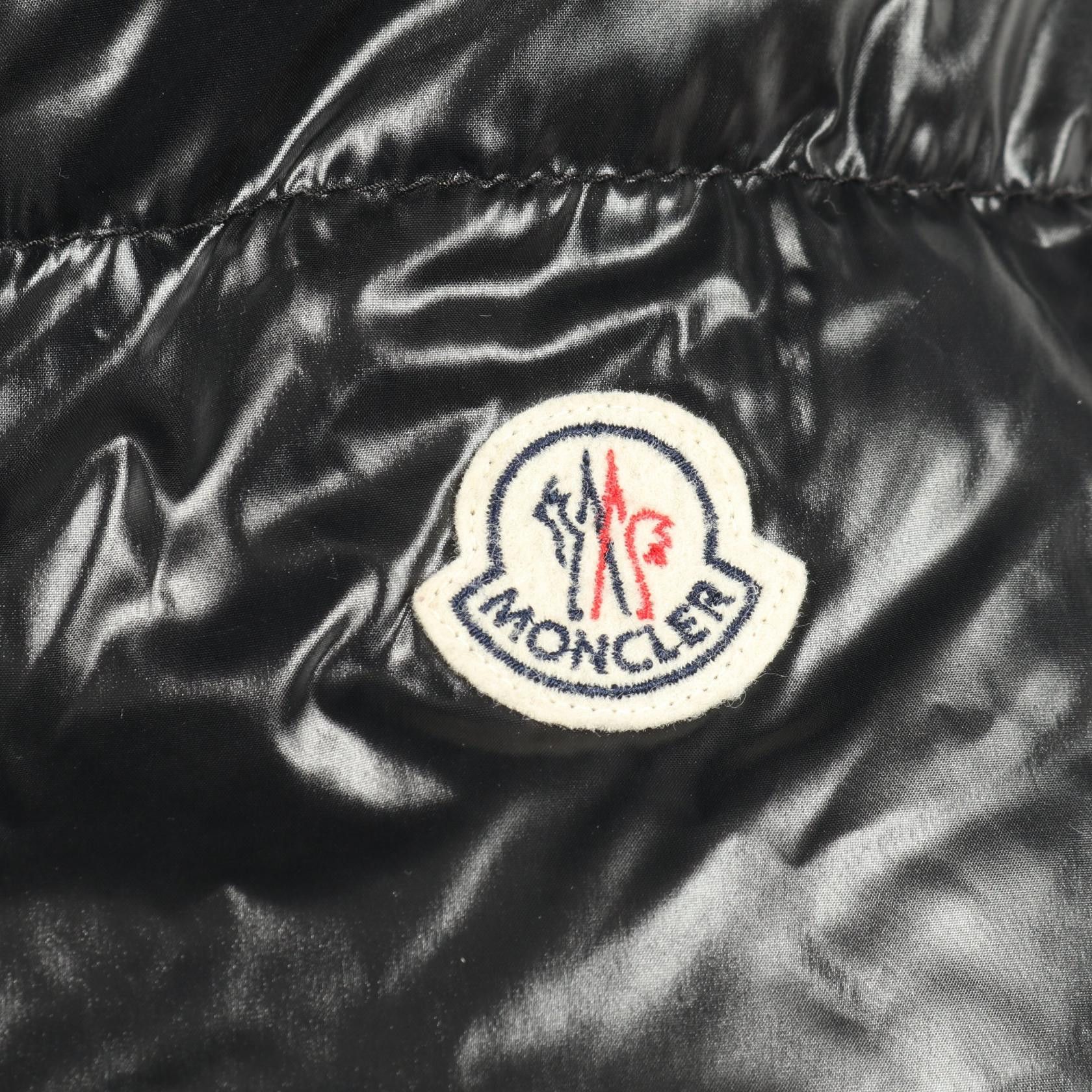 Moncler Moncler Moncler Nylon Polyester Down Jacket Textile Outerwear DUTY FREE for USA Size ONE SIZE - 8 Thumbnail