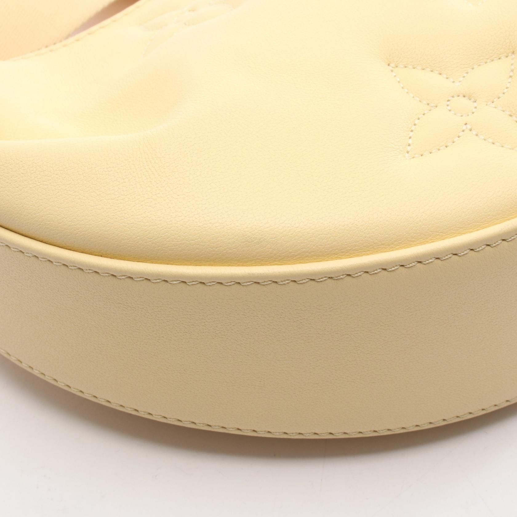 Louis Vuitton Louis Vuitton Louis Vuitton Over The Moon Bubblegram Leather Handbag Leather Handbag M59823 DUTY FREE for USA Size ONE SIZE - 6 Thumbnail