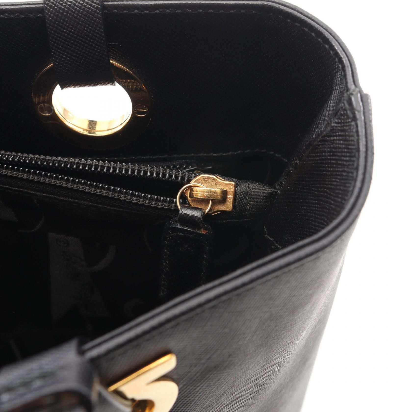 Salvatore Ferragamo Salvatore Ferragamo Salvatore Ferragamo Gancini Leather Tote Bag Leather Tote Bag DUTY FREE for USA Size ONE SIZE - 8 Thumbnail
