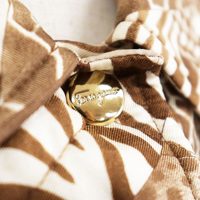 Salvatore Ferragamo Salvatore Ferragamo Salvatore Ferragamo Silk Quilted Jacket Textile Outerwear DUTY FREE for USA Size ONE SIZE - 3 Thumbnail