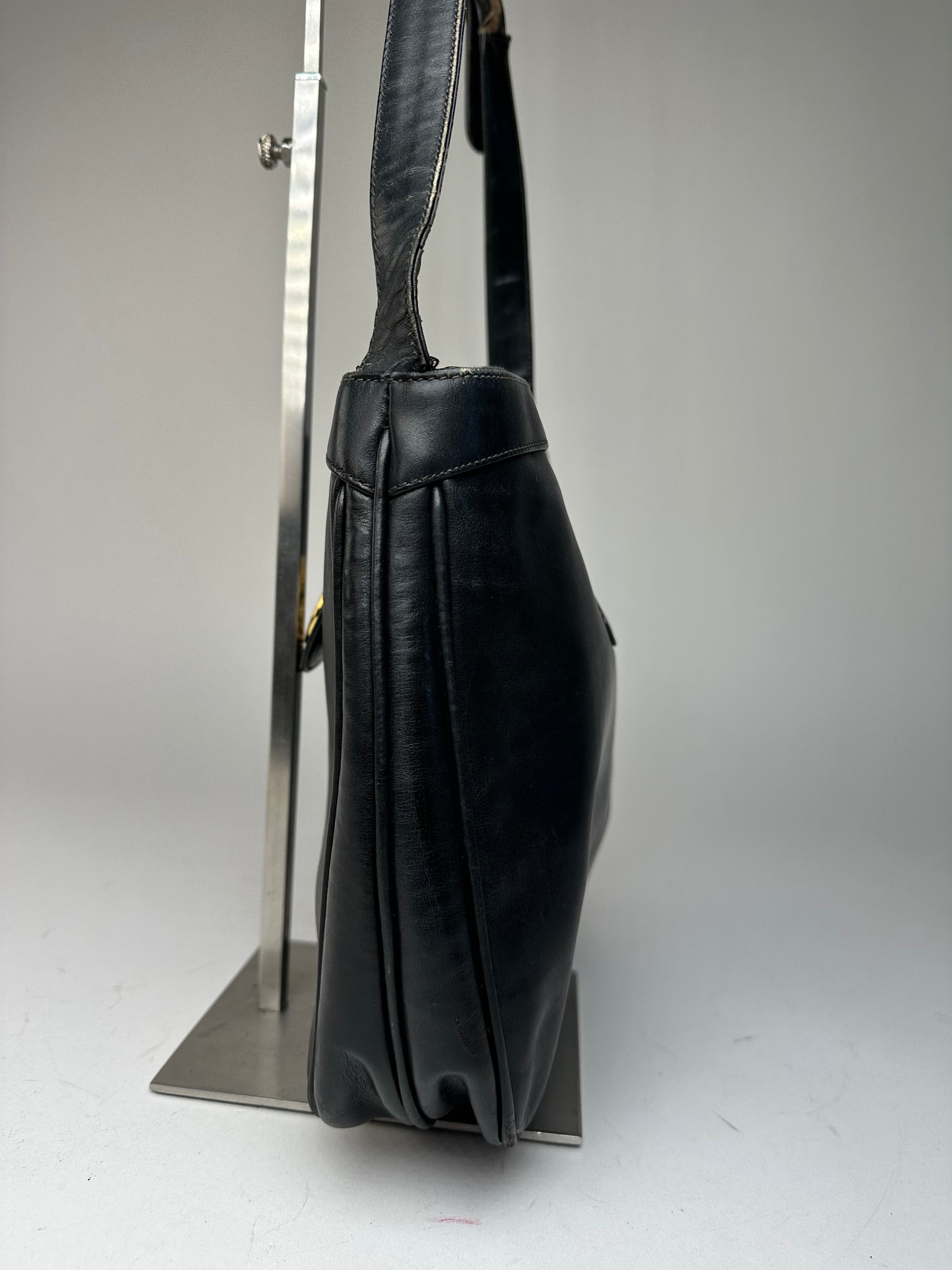 Gucci Vintage Smooth Leather Shoulder Bag Black Size ONE SIZE - 10 Thumbnail