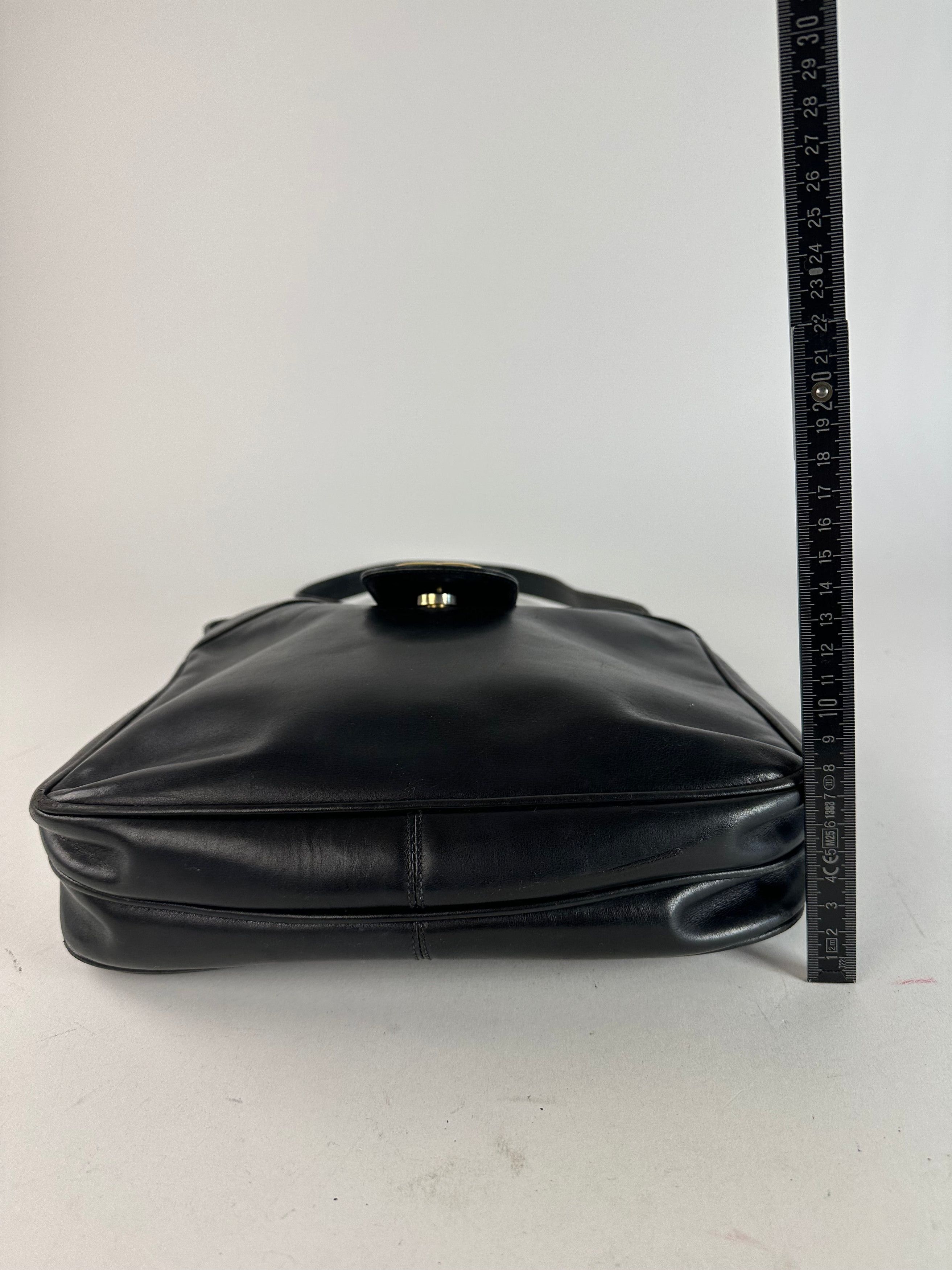 Gucci Vintage Smooth Leather Shoulder Bag Black Size ONE SIZE - 12 Thumbnail