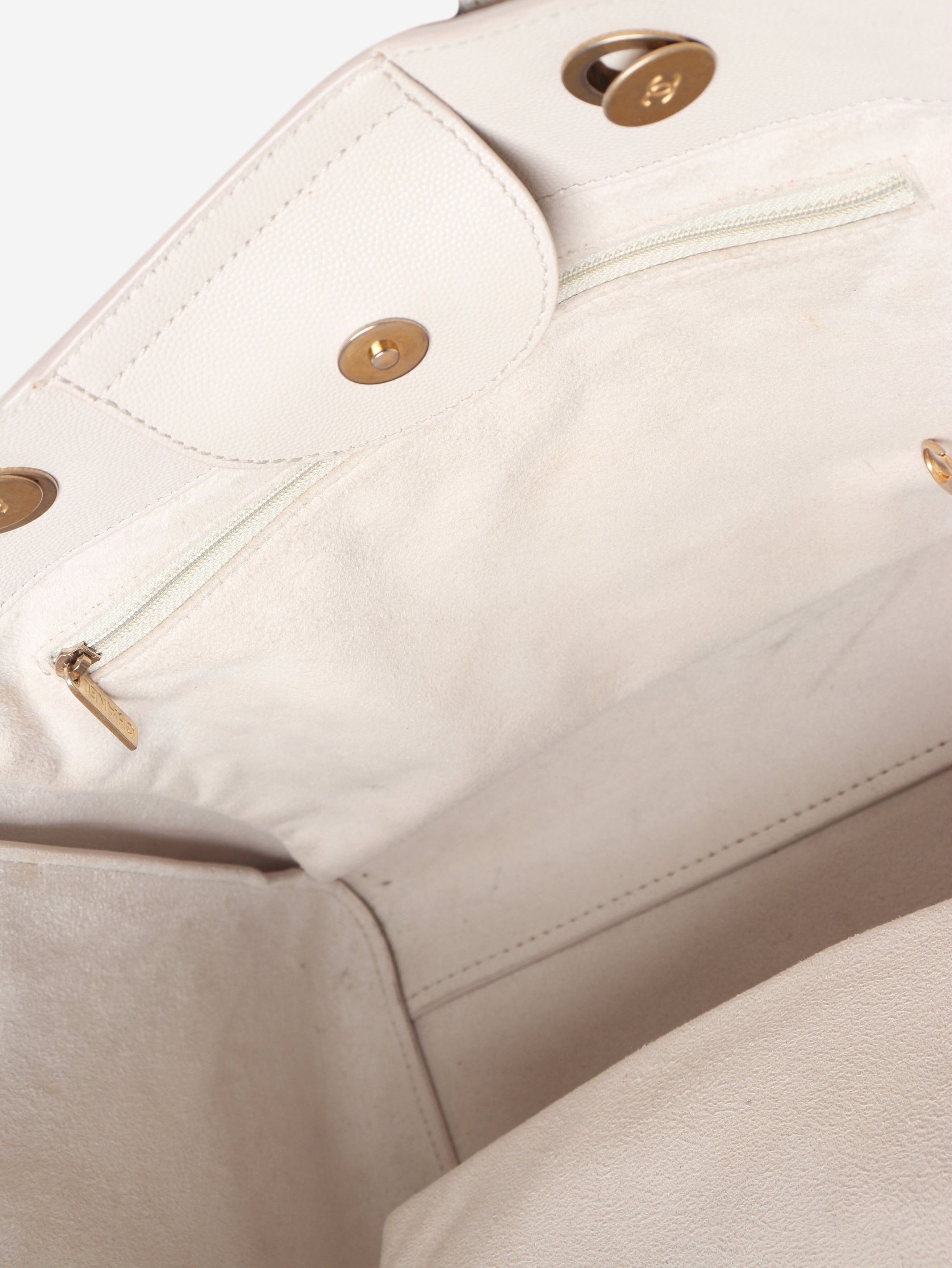 Chanel Cream 2018 studded leather Deauville tote Size ONE SIZE - 7 Thumbnail