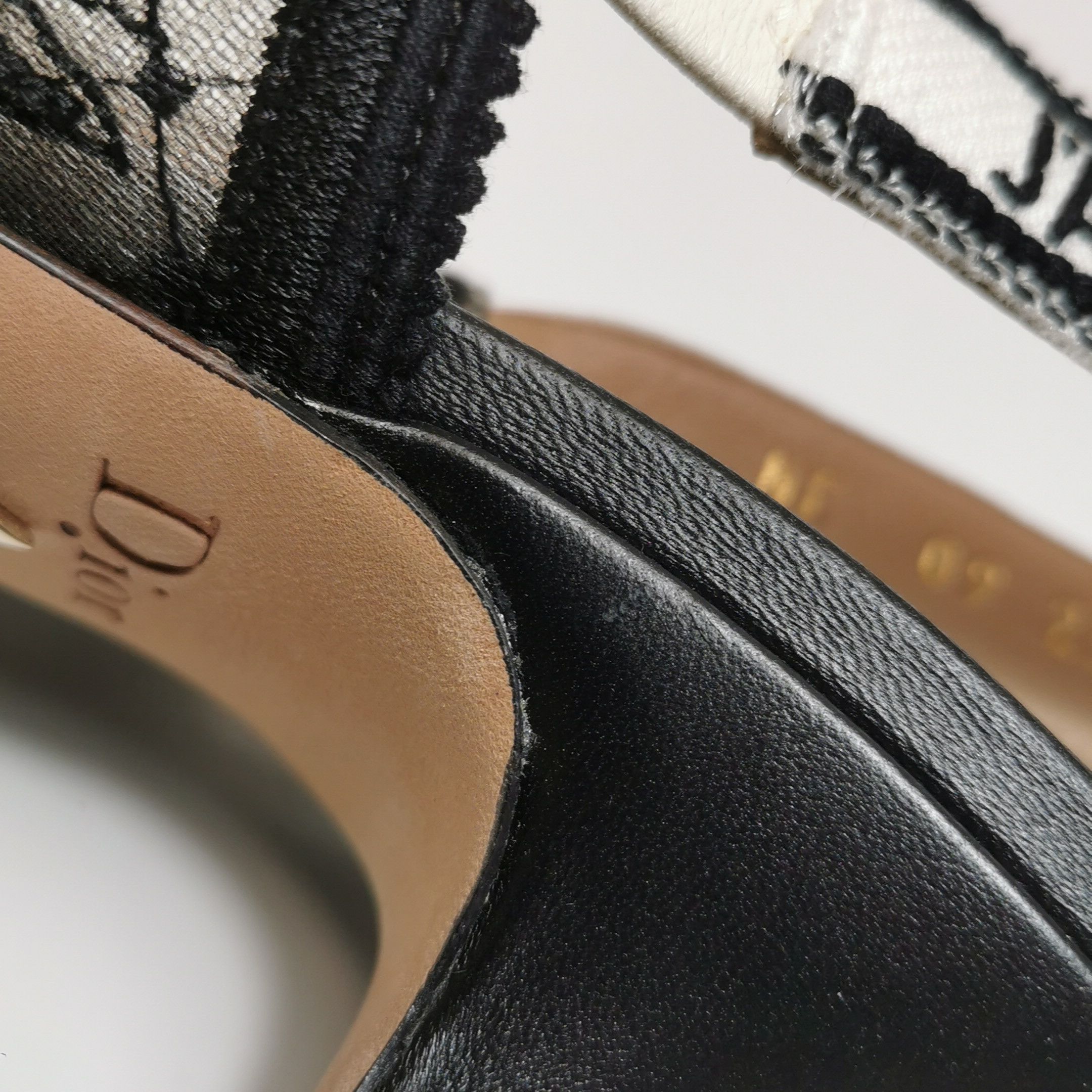 Dior Dior Women 6 Heels Size US 6 / IT 36 - 10 Thumbnail