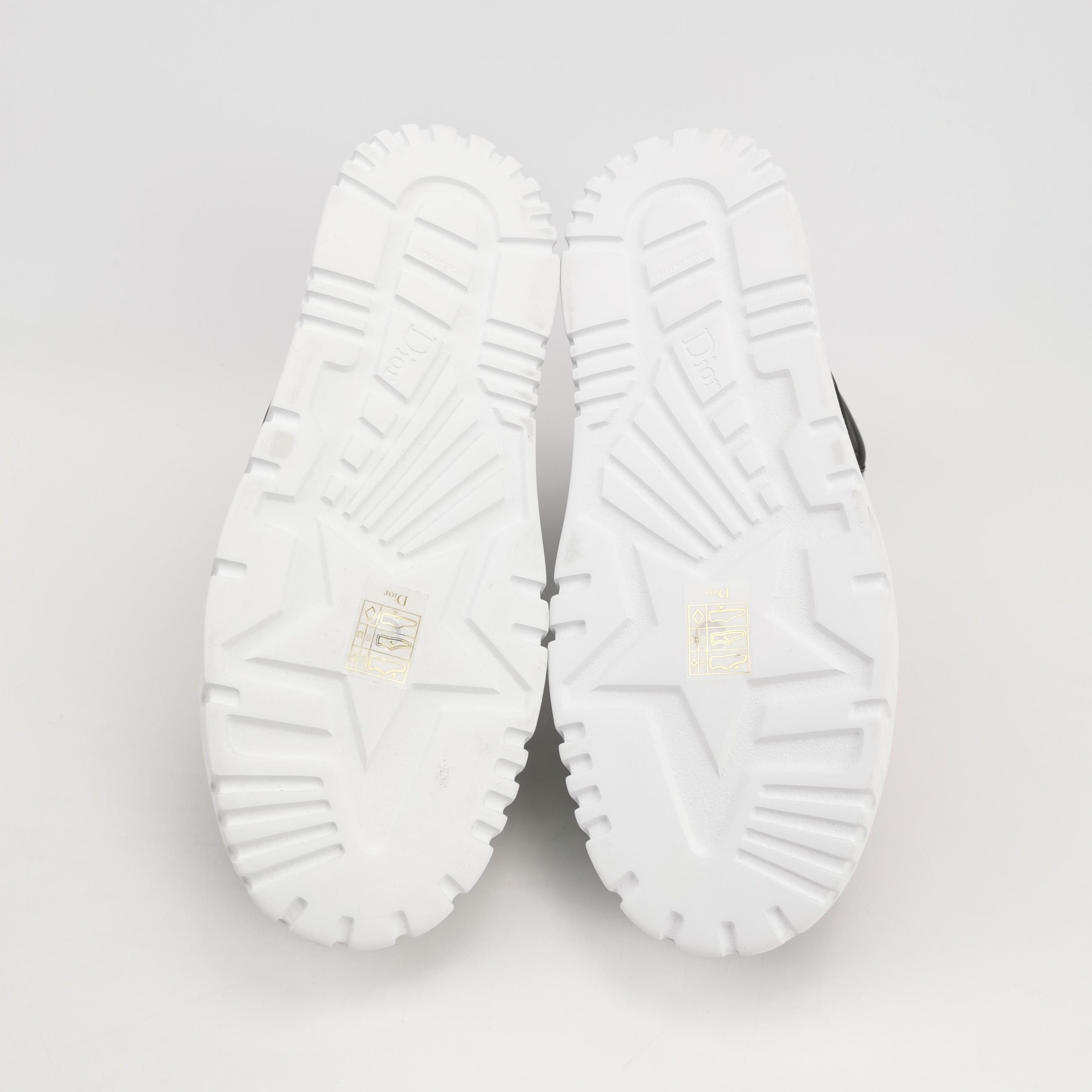 Dior Dior Women 7-5 Lowtop Sneakers Size US 7.5 / IT 37.5 - 5 Thumbnail