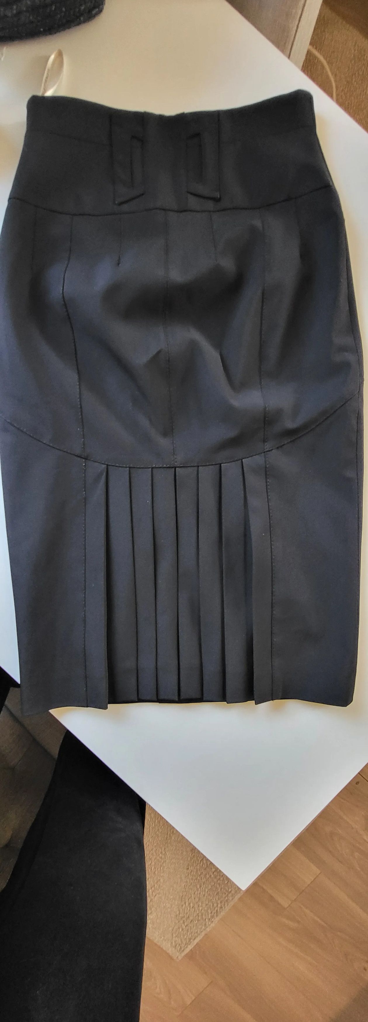 Karen Millen Karen Millen Skirt Size 26" / US 2 / IT 38 - 3 Thumbnail