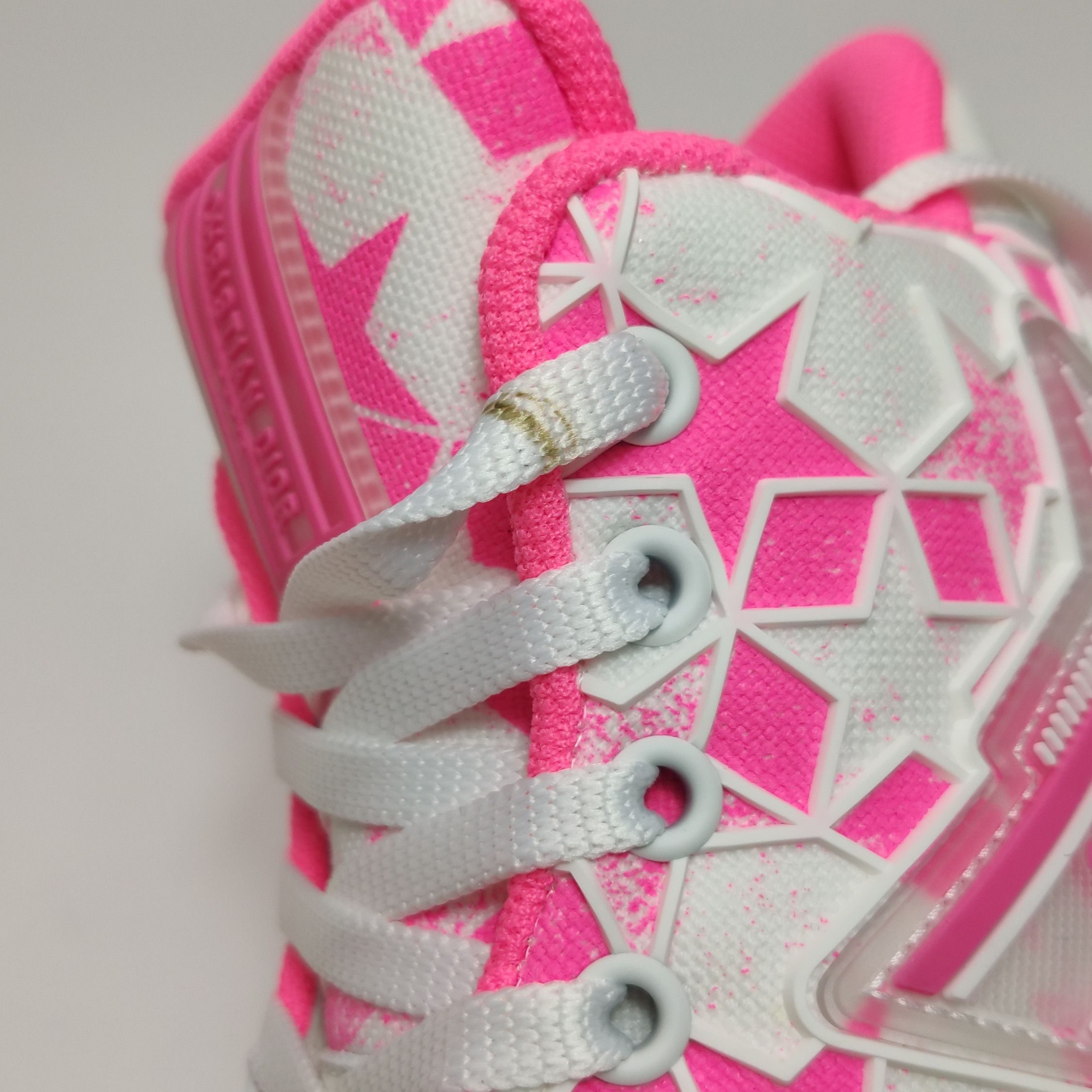 Dior Dior Women 5 Lowtop Sneakers Size US 5 / IT 35 - 7 Thumbnail