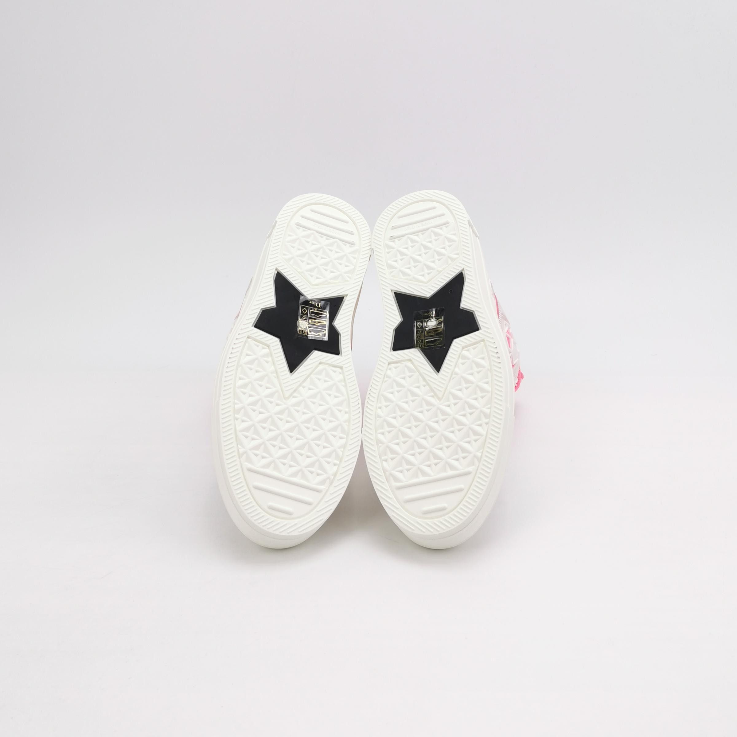 Dior Dior Women 5 Lowtop Sneakers Size US 5 / IT 35 - 5 Thumbnail